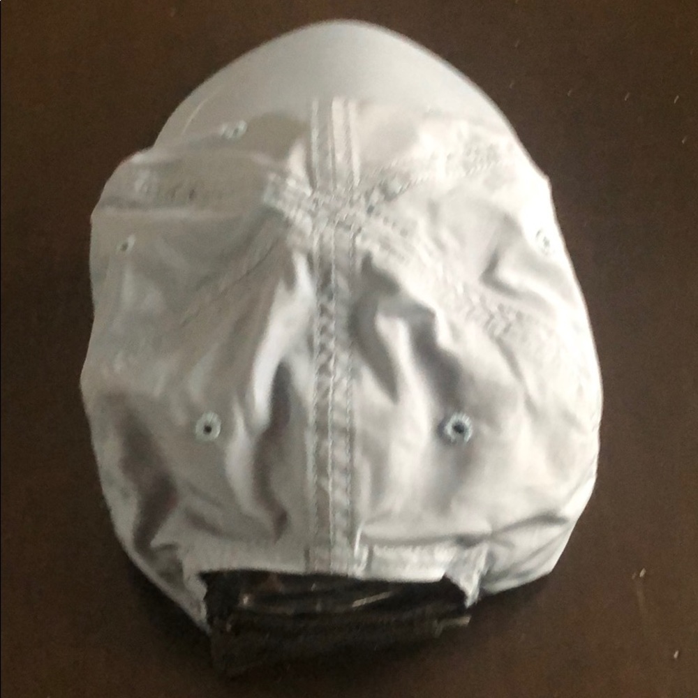 Nike Hat - Picture 3 of 5